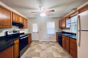 595 Calvert Beach Rd, Saint Leonard, MD 20685 - Photo 2