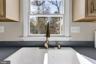 1150 Calvert Beach Rd, Saint Leonard, MD 20685 - Photo 6