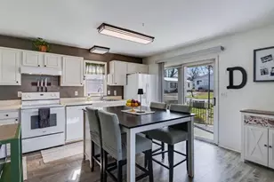 323 Laurel Dr, Lusby, MD 20657 - Photo 8