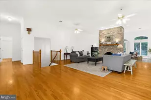 1010 Carson Dr, Huntingtown, MD 20639 - Photo 4