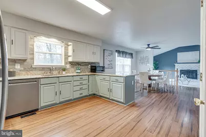 7120 Bluegrass Way, Owings, MD 20736 - Photo 12