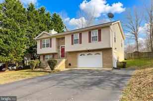 221 Pawnee Ln, Lusby, MD 20657 - Photo 2