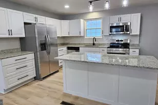 712 White Sands Dr, Lusby, MD 20657 - Photo 10