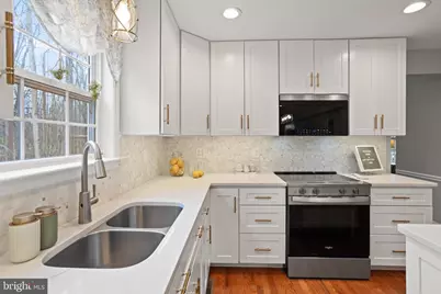 1860 Battery, Owings, MD 20736 - Photo 20