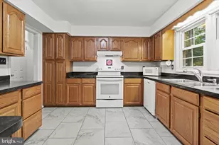 8819 Lafayette Dr, Owings, MD 20736 - Photo 8