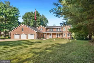 3045 Holland Cliffs Rd, Huntingtown, MD 20639 - Photo 2