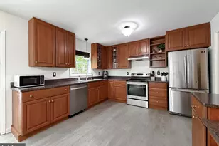 605 Mermaid Ct, Lusby, MD 20657 - Photo 10