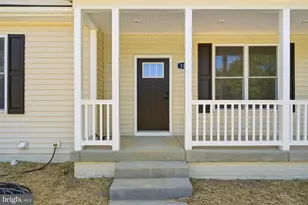 1362 Solomons Island Rd, Huntingtown, MD 20639 - Photo 2