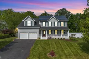 9236 Blue Sky Ct, Owings, MD 20736 - Photo 4