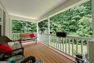 290 Chapel Hills Dr, Prince Frederick, MD 20678 - Photo 16