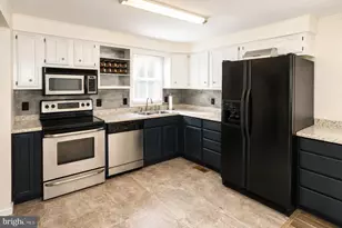 427 Dogwood Dr, Lusby, MD 20657 - Photo 6