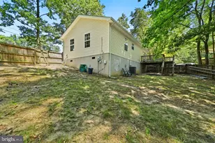673 Grenada Ln, Lusby, MD 20657 - Photo 6