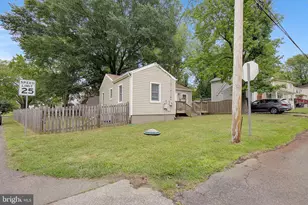 295 West Ave, Prince Frederick, MD 20678 - Photo 16