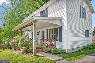 1966 Chestnut St, Port Republic, MD 20676 - Photo 2