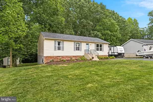 7860 Pine Blvd, Lusby, MD 20657 - Photo 2