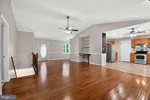 5118 Coach Ct, Huntingtown, MD 20639 - Photo 6