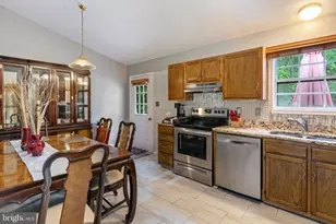 12258 Catalina Dr, Lusby, MD 20657 - Photo 10
