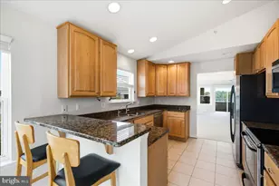 534 Oyster Bay Pl, Solomons, MD 20688 - Photo 2