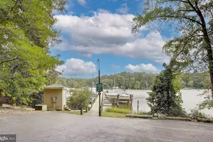 7421 Stone Ct, Saint Leonard, MD 20685 - Photo 4