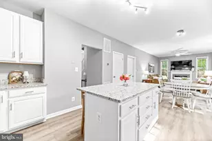 7820 Pine Blvd, Lusby, MD 20657 - Photo 14