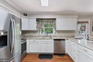 704 Alamo Ln, Lusby, MD 20657 - Photo 4