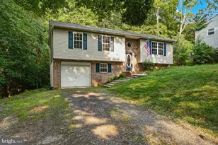 11516 Deadwood Dr, Lusby, MD 20657 - Photo 2