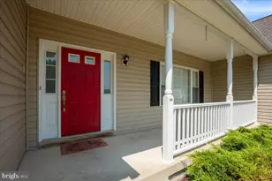 170 Coventry Ct, Owings, MD 20736 - Photo 6