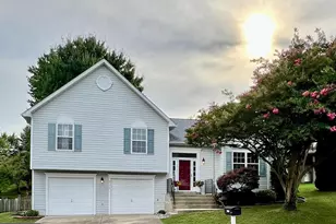 8138 Bayview Hills Dr, Chesapeake Beach, MD 20732 - Photo 1