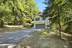 427 Lessin Dr, Lusby, MD 20657 - Photo 2