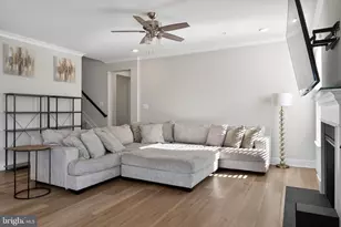 11732 Ian Fleming Ln, White Plains, MD 20695 - Photo 8