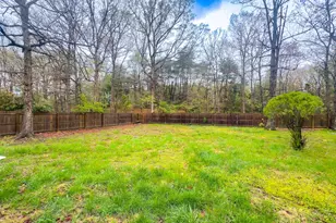 2204 Holly Oak Ct, Waldorf, MD 20601 - Photo 16