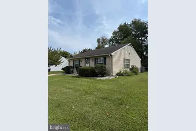 2009 Wakefield Circle, Waldorf, MD 20602 - Photo 2