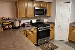 228 Garner Ave, Waldorf, MD 20602 - Photo 8