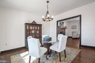 9193 Crescent Ln, La Plata, MD 20646 - Photo 10