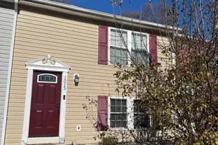 1013 Copperfield Ct, Waldorf, MD 20602 - Photo 2