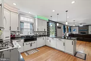 11613 Bardmoor Ct, Waldorf, MD 20602 - Photo 16