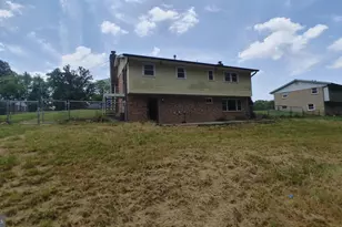 7010 Evergreen Dr, Waldorf, MD 20601 - Photo 6