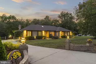 212 Morgans Ridge Ct, La Plata, MD 20646 - Photo 2