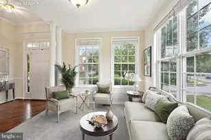 10764 Pam Dr, Waldorf, MD 20603 - Photo 4