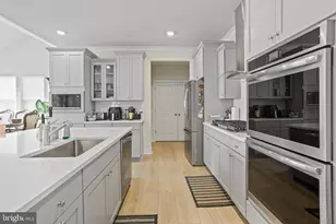 5332 Kings Cyn Ct, White Plains, MD 20695 - Photo 6