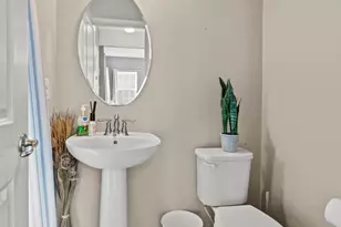 10568 Long Leaf Ln, Waldorf, MD 20603 - Photo 4