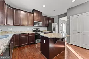 10568 Long Leaf Ln, Waldorf, MD 20603 - Photo 10