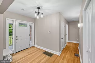 310 Spruce St, La Plata, MD 20646 - Photo 2