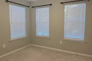 10886 Moore St, Waldorf, MD 20603 - Photo 12