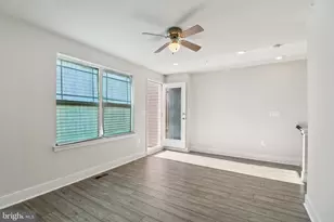 11720 Emily Dickinson Pl, White Plains, MD 20695 - Photo 36