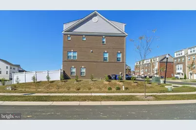 11720 Emily Dickinson Place, White Plains, MD 20695 - Photo 48