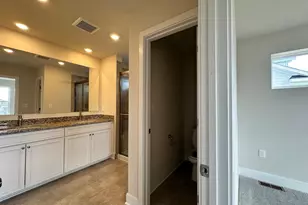 10584 Roundstone Ln, White Plains, MD 20695 - Photo 18