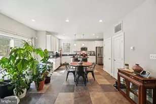 5824 Allerdale Ct, Hughesville, MD 20637 - Photo 8