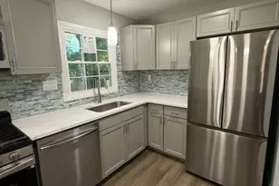 5 Redcar Ct, Waldorf, MD 20602 - Photo 4