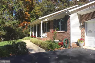 4000 Hanson Rd, White Plains, MD 20695 - Photo 2